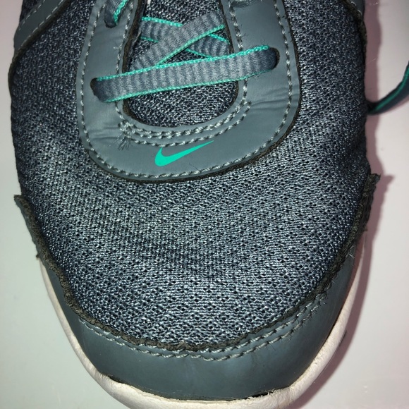 Nike Revolution 2 Sneakers Gray, Blue, Pink Swoosh Size 10 - Picture 11 of 12